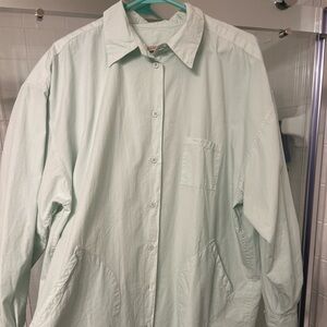 Button down shirt with pockets!